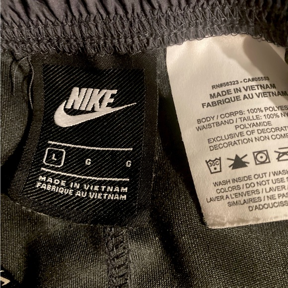Bundle!Men’s Nike Sportswear joggers/jacket with blacked out Nike logo size L - Picture 3 of 13